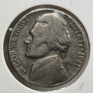1941 Jefferson Nickel 5 Cent Coin Philadelphia Mint Pre-War Vintage US 0305